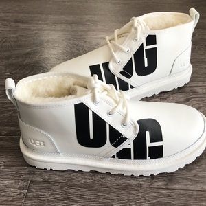 UGG NEUMEL CHOPD LEATHER BOOT
